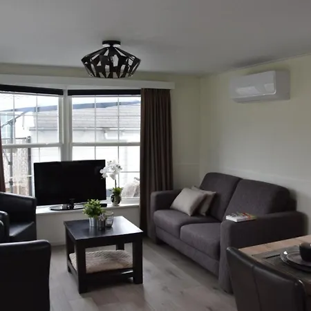 Chalet 30 # Airco # Hygiene # Efteling # Hiking & Biking
