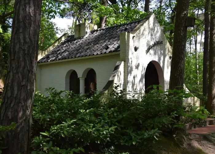 30 # Hygiene # Airport Eindhoven # Airco # Bosrijk # Hiking & Biking # Efteling # Safaripark Σαλέ Oisterwijk