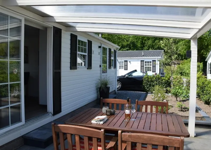 Σαλέ 30 # Hygiene # Airport Eindhoven # Airco # Bosrijk # Hiking & Biking # Efteling # Safaripark Oisterwijk