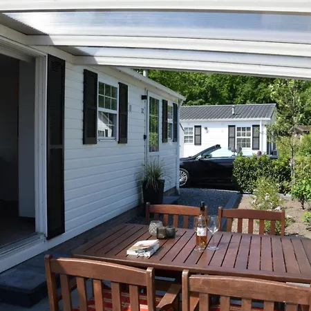 Domek alpejski 30 # Hygiene # Airport Eindhoven # Airco # Bosrijk # Hiking & Biking # Efteling # Safaripark Oisterwijk