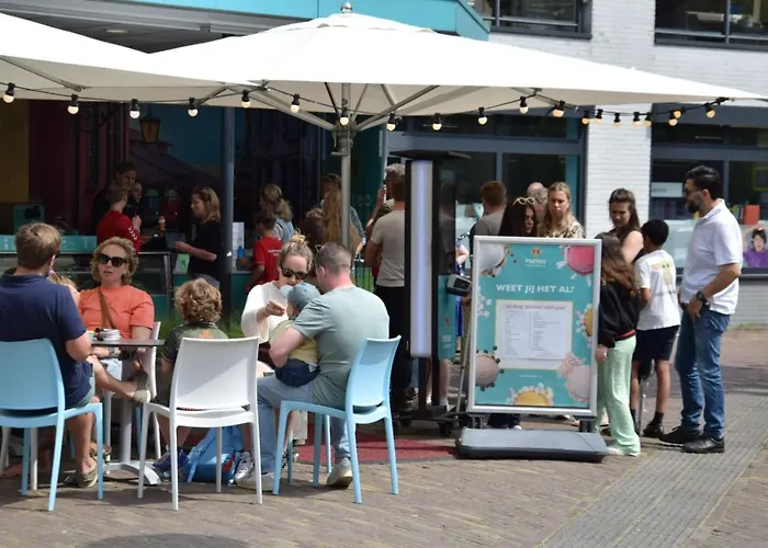 30 # Hygiene # Airport Eindhoven # Airco # Bosrijk # Hiking & Biking # Efteling # Safaripark Domek alpejski